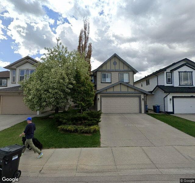 Street view of 1401 Shannon Avenue SW, Calgary