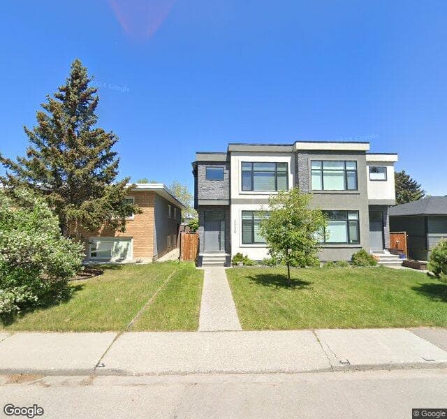 Street view of 1110 15 Avenue NE, Calgary