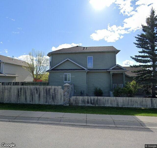 Street view of 1318 Somerside Drive SW, Calgary