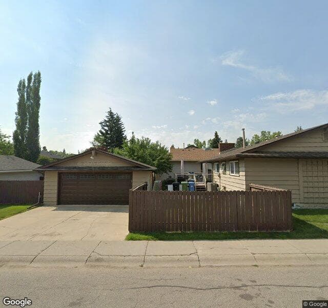 Street view of 331 Woodfield Road SW, Calgary