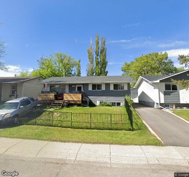 Street view of 1832 Lysander Crescent SE, Calgary