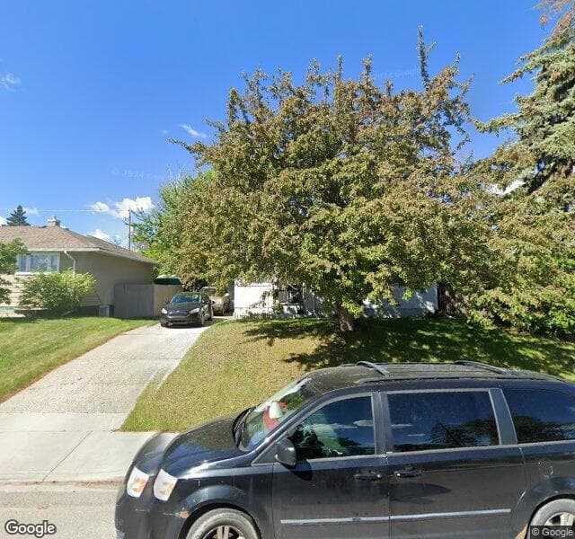 Street view of 1911 Glenwood Drive SW, Calgary