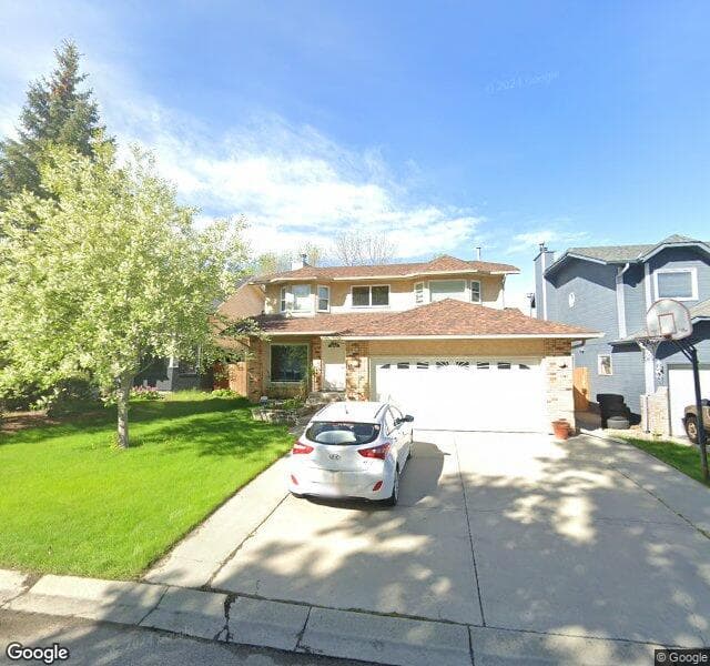 Street view of 10 Sunrise Circle SE, Calgary