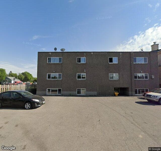 Street view of 201-312 15 Avenue NE, Calgary