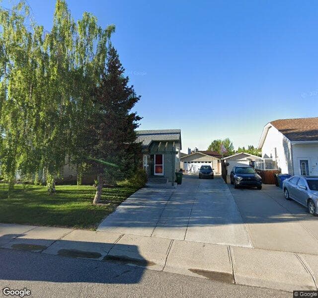Street view of 112 Deerfield Circle SE, Calgary