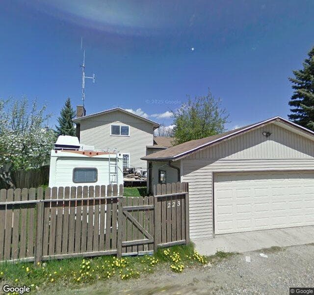 Street view of 223 Templewood Road NE, Calgary