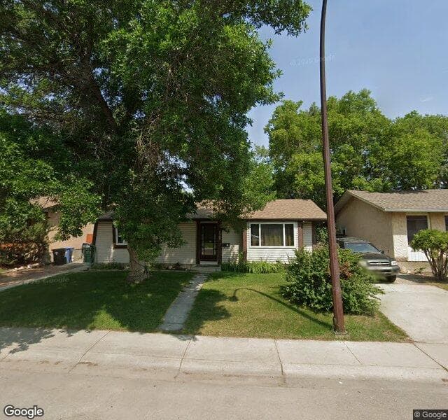 Street view of 120 Lynnview Way SE, Calgary