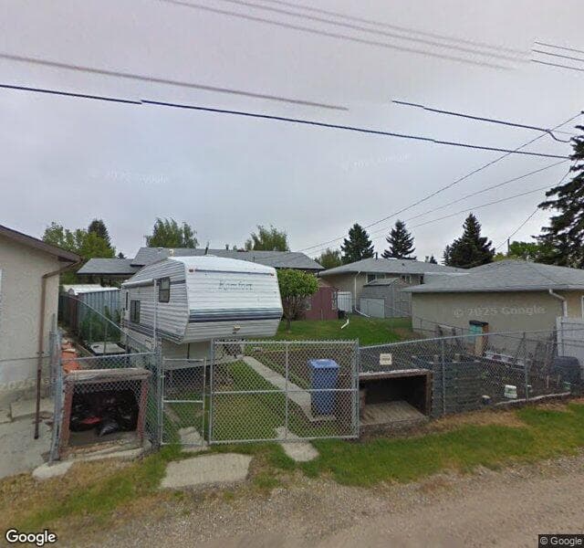Street view of 1520 Rouleau Crescent SE, Calgary