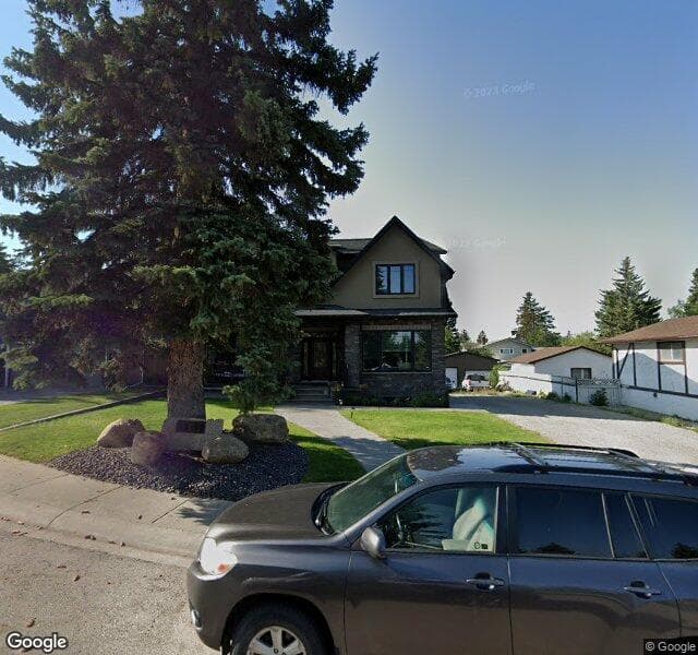 Street view of 1831 Braemar Place SW, Calgary