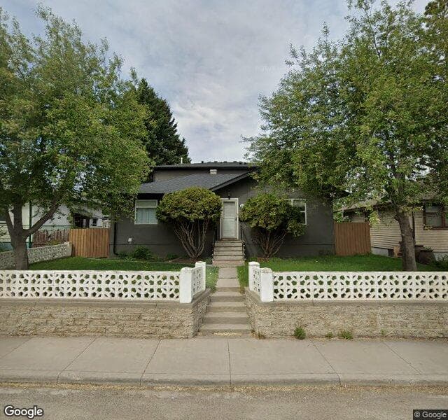 Street view of 1419 19 Street NW, Calgary