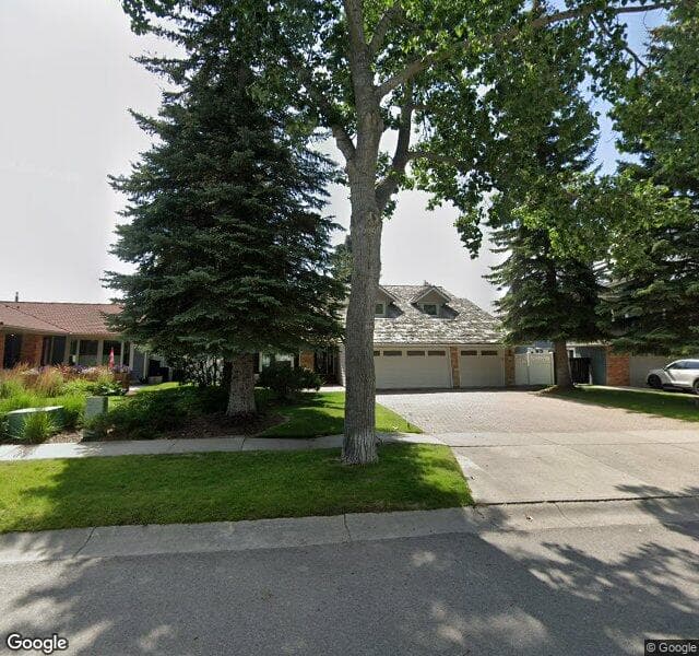 Street view of 147 Midlake Boulevard SE, Calgary