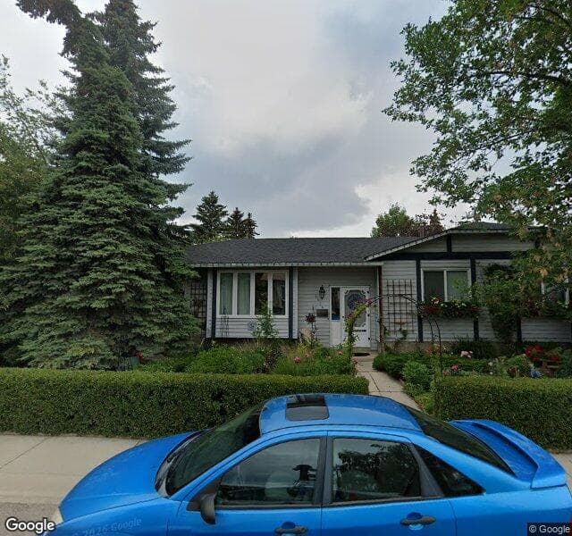 Street view of 1024 Mckenzie Drive SE, Calgary