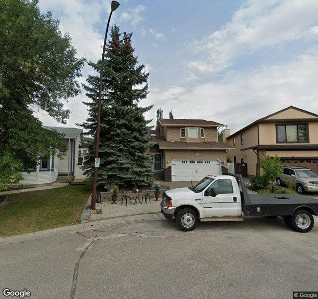Street view of 174 Scenic Glen Close NW, Calgary