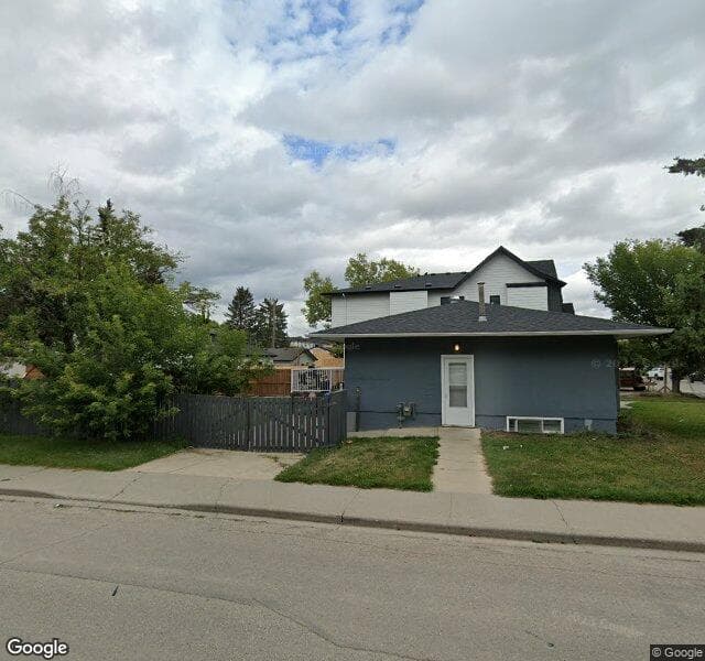 Street view of 2622 28 Avenue SW, Calgary