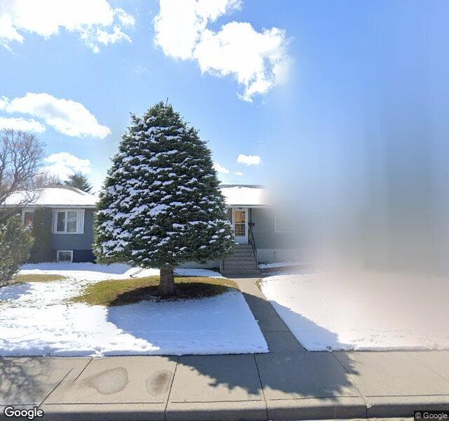 Street view of 1139 15 Avenue NE, Calgary