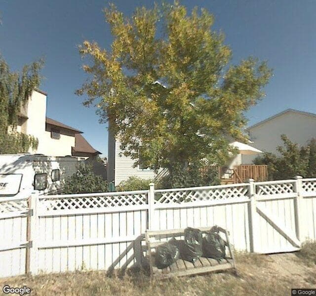 Street view of 129 Sandpiper Place NW, Calgary