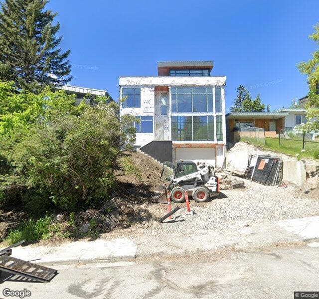 Street view of 1107 15 Street NW, Calgary