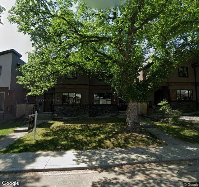 Street view of 449 28 Avenue NW, Calgary
