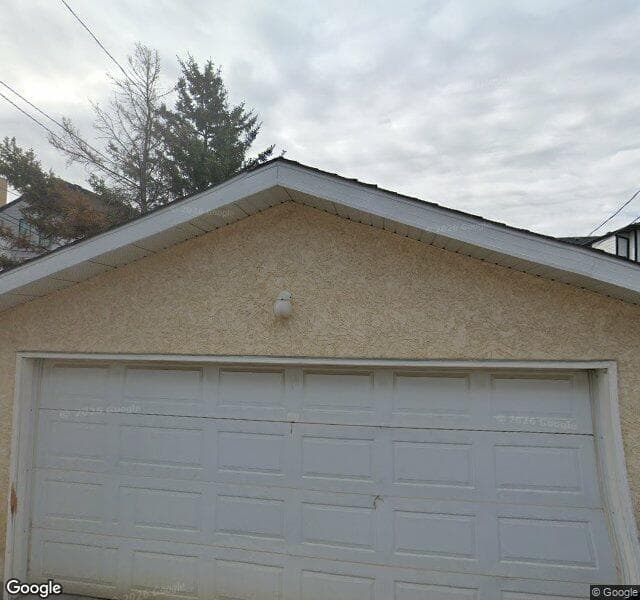 Street view of 248 19 Avenue NE, Calgary
