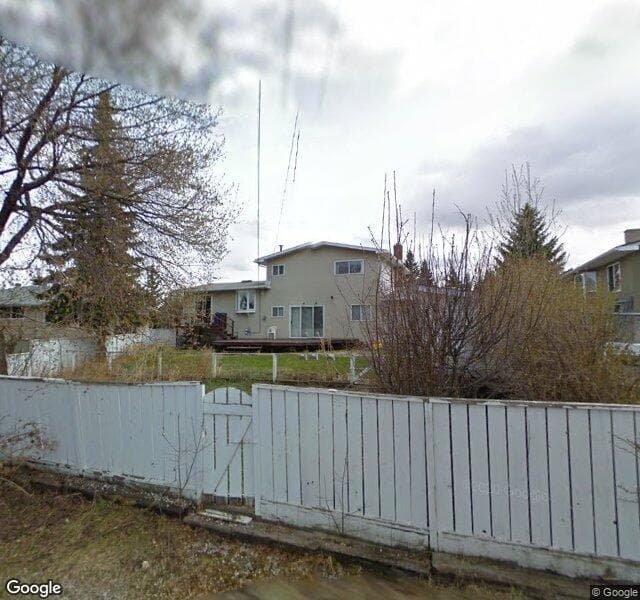 Street view of 1008 Southglen Drive SW, Calgary