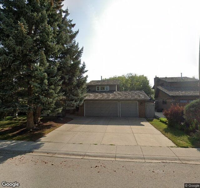 Street view of 131 Oakmount Road SW, Calgary