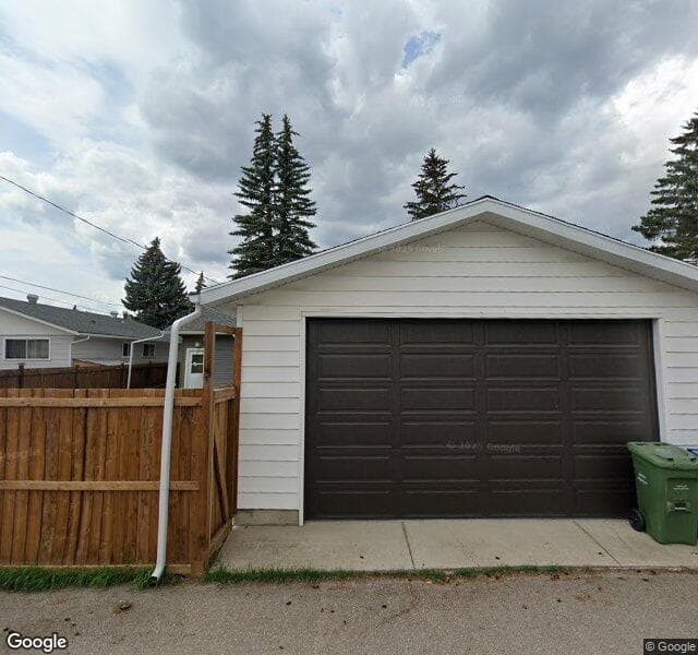 Street view of 134 Lake Sylvan Close SE, Calgary