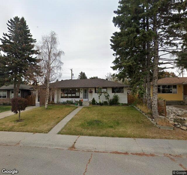 Street view of 14 Wakefield Drive SW, Calgary