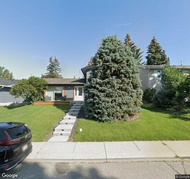 Street view of 15 Lake Linnet Close SE, Calgary