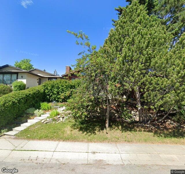 Street view of 124 Bermuda Way NW, Calgary