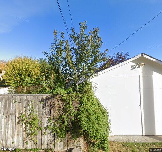 Street view of 2637 5 Avenue NW, Calgary