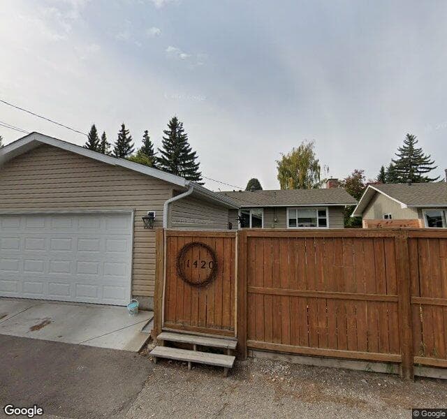 Street view of 1420 Lake Twintree Way SE, Calgary
