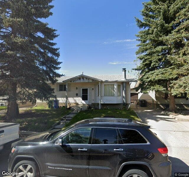Street view of 1824 Lysander Crescent SE, Calgary