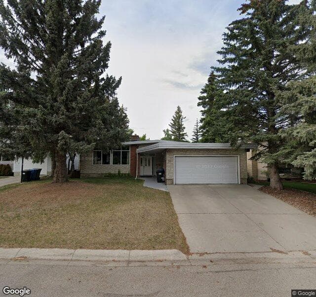 Street view of 10 Varshaven Place NW, Calgary