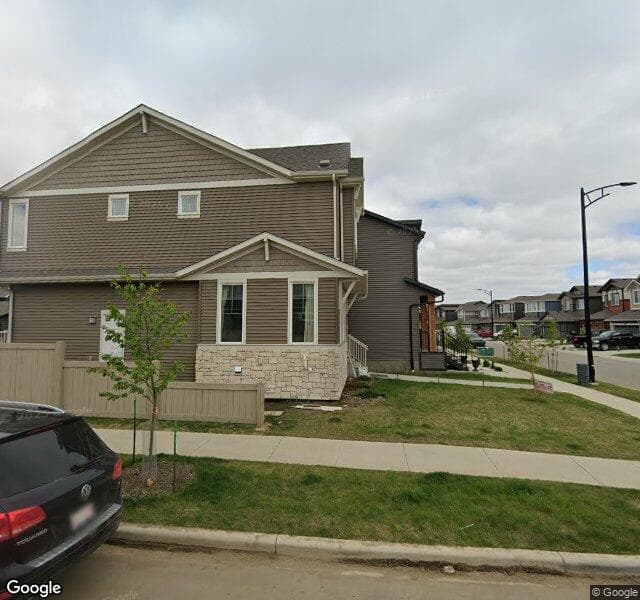 Street view of LI SW-4005 Hawthorn Link, Edmonton