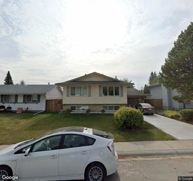 Street view of 1264 Lake Sundance Crescent SE, Calgary