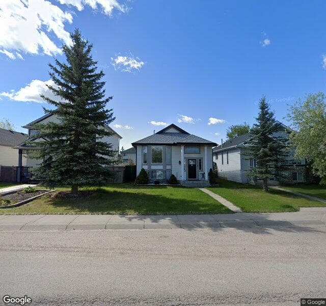 Street view of 1365 Somerside Drive SW, Calgary