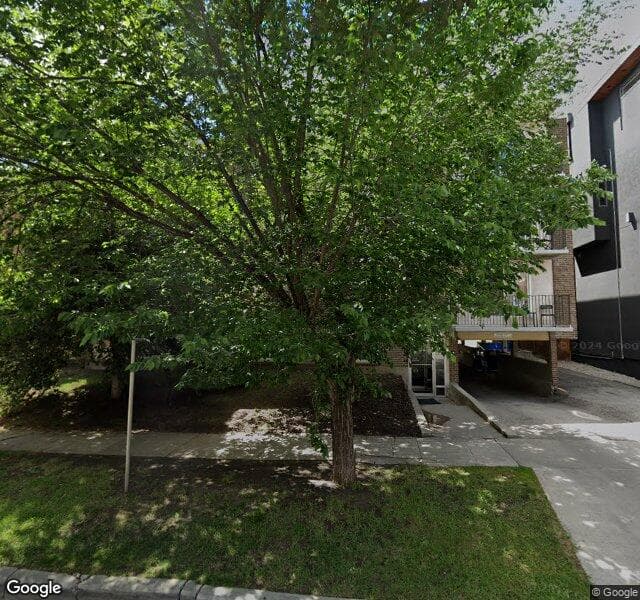 Street view of 101-823 19 Avenue SW, Calgary