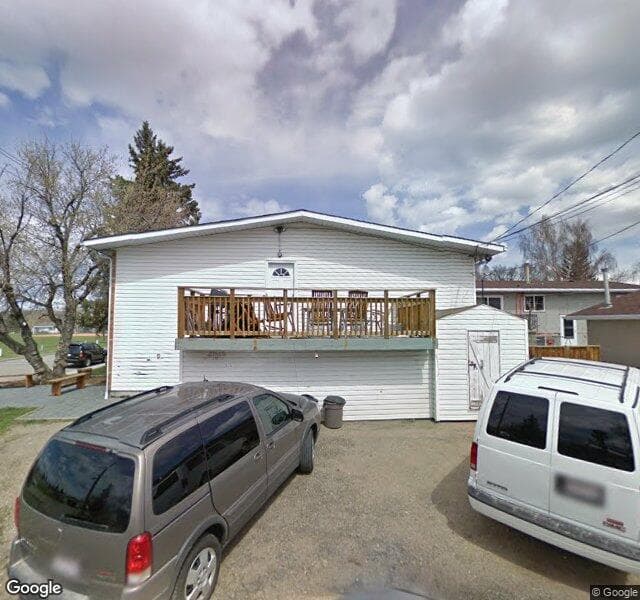 Street view of 2282 9 Street NW, Calgary