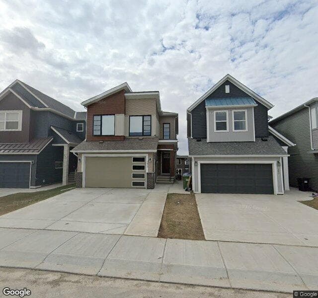 Street view of 253 Lucas Place NW, Calgary