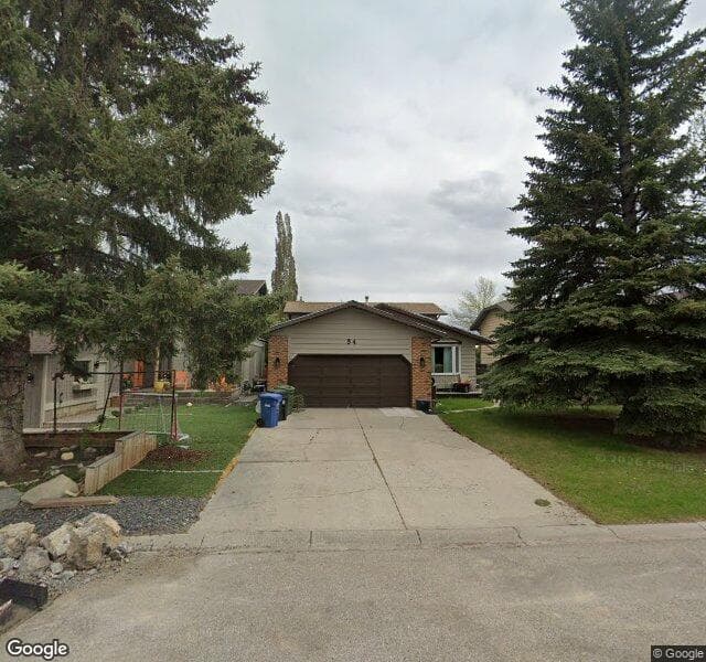 Street view of 84 Deermoss Crescent SE, Calgary