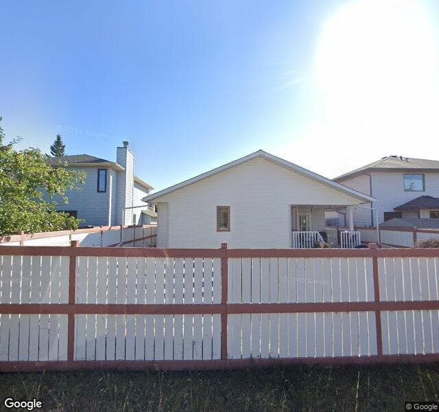 Street view of 1312 Sunvista Way SE, Calgary