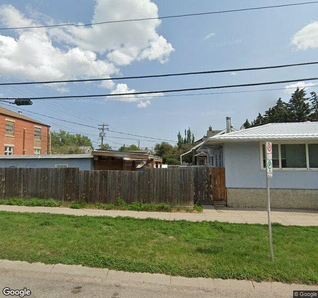 Street view of 1402 11 Avenue SE, Calgary