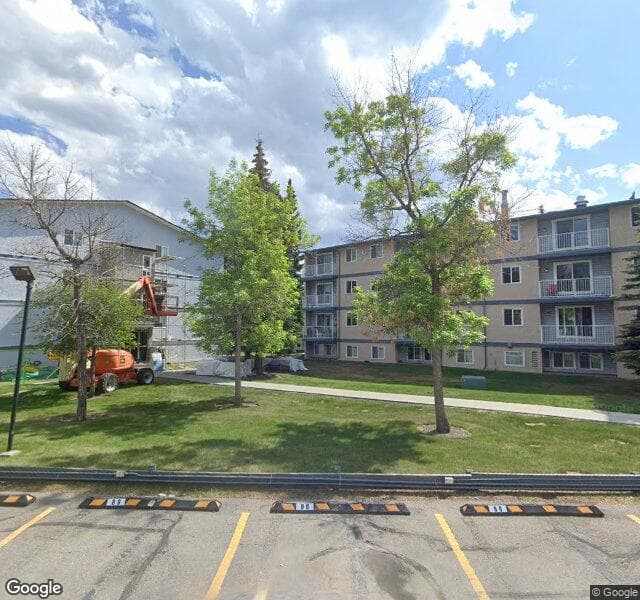 Street view of 5601 Dalton Drive NW, Calgary