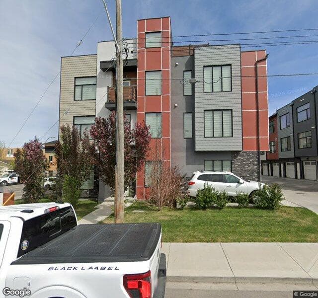 Street view of 2802 Edmonton Trail NE, Calgary