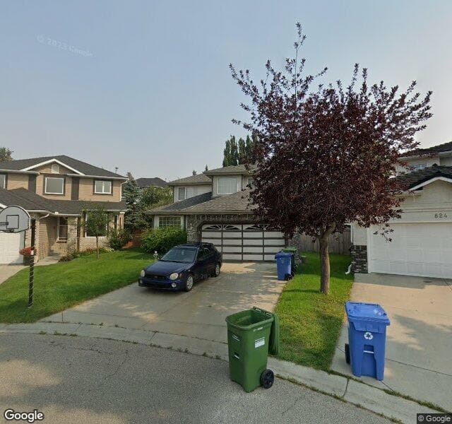 Street view of 820 Schubert Place NW, Calgary