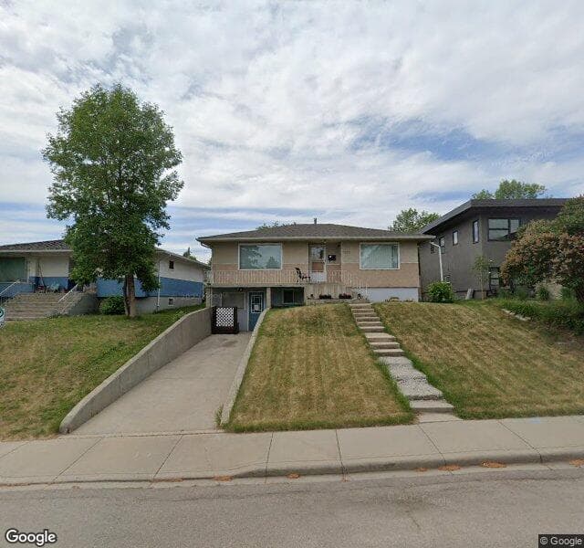 Street view of 1229 18 Street NW, Calgary