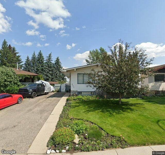Street view of 660 Cantrell Drive SW, Calgary