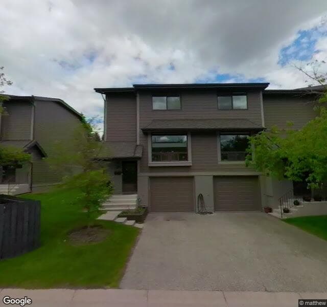 Street view of 3-5019 46 Avenue SW, Calgary
