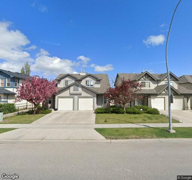 Street view of 105 Everstone Place SW, Calgary