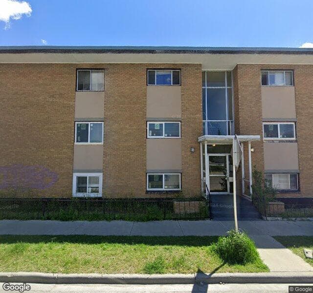 Street view of 1535 12 Avenue SW, Calgary